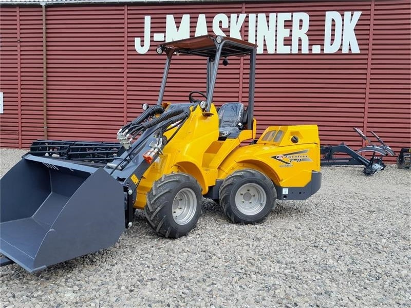 Eurotrac W11 Teleskop - Telescopic wheel loader: picture 2 Eurotrac W11 Teleskop - Telescopic wheel loader: picture 2