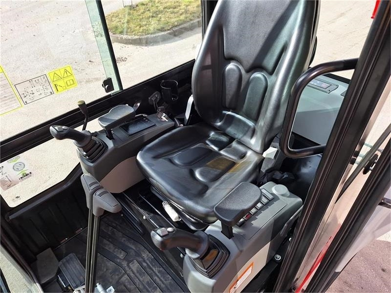 Mini excavator Mole M20: picture 11 Mini excavator Mole M20: picture 11