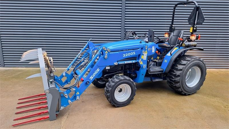 Solis 26 6+2 gear maskine - Farm tractor: picture 2 Solis 26 6+2 gear maskine - Farm tractor: picture 2