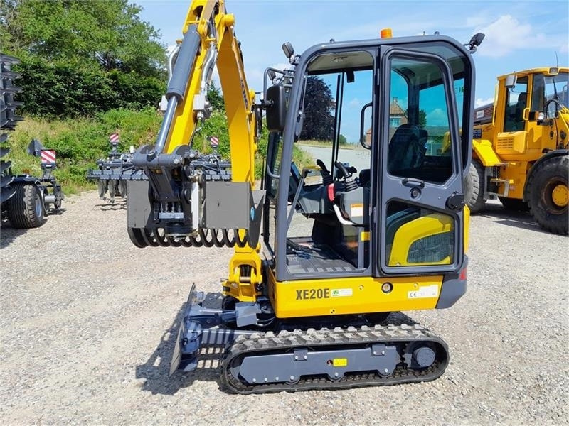 Mini excavator XCMG XE20E: picture 9