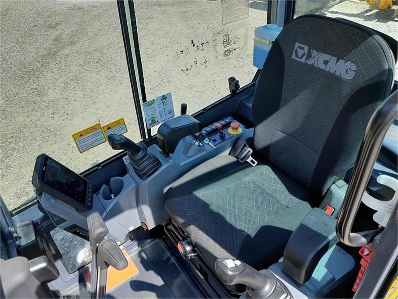 Mini excavator XCMG XE20E: picture 11