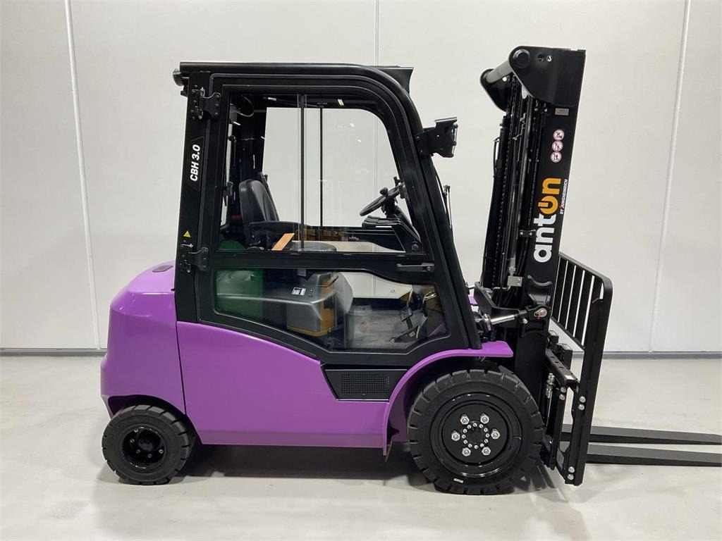 AntOn CBH 3.0 - Electric forklift: picture 1 AntOn CBH 3.0 - Electric forklift: picture 1