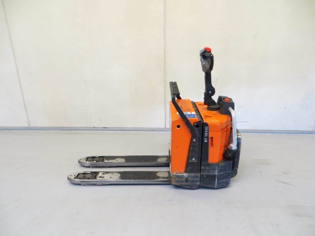 BT LPE200/8 - Pallet truck: picture 2 BT LPE200/8 - Pallet truck: picture 2