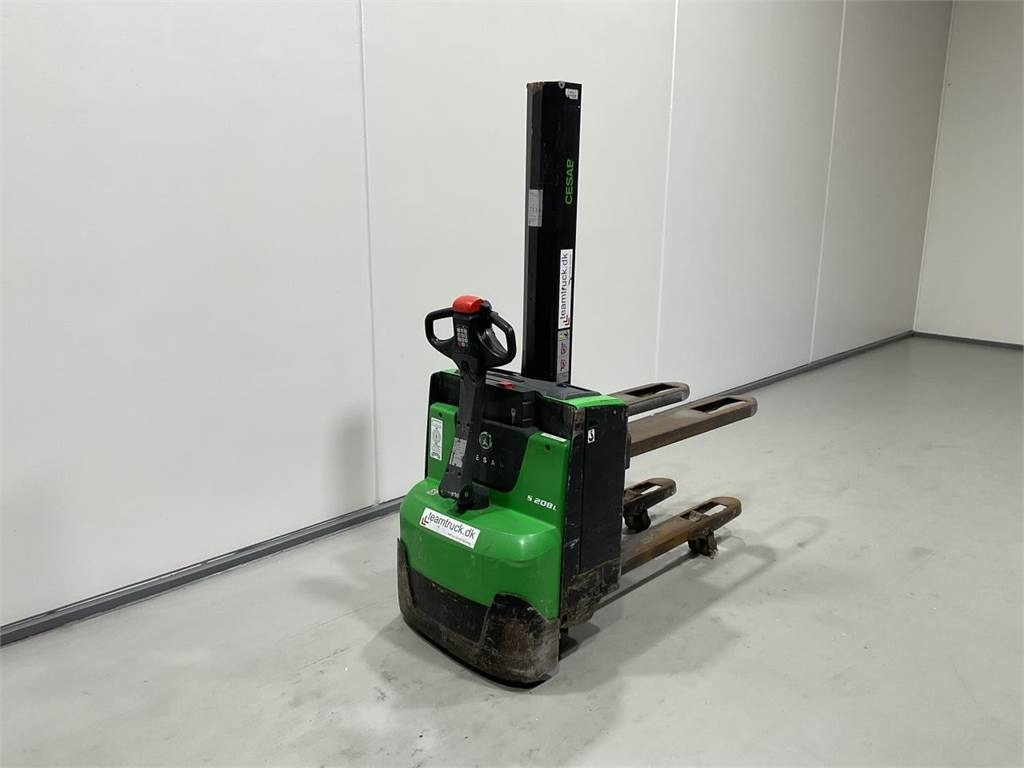 Cesab S208L - Stacker: picture 2 Cesab S208L - Stacker: picture 2