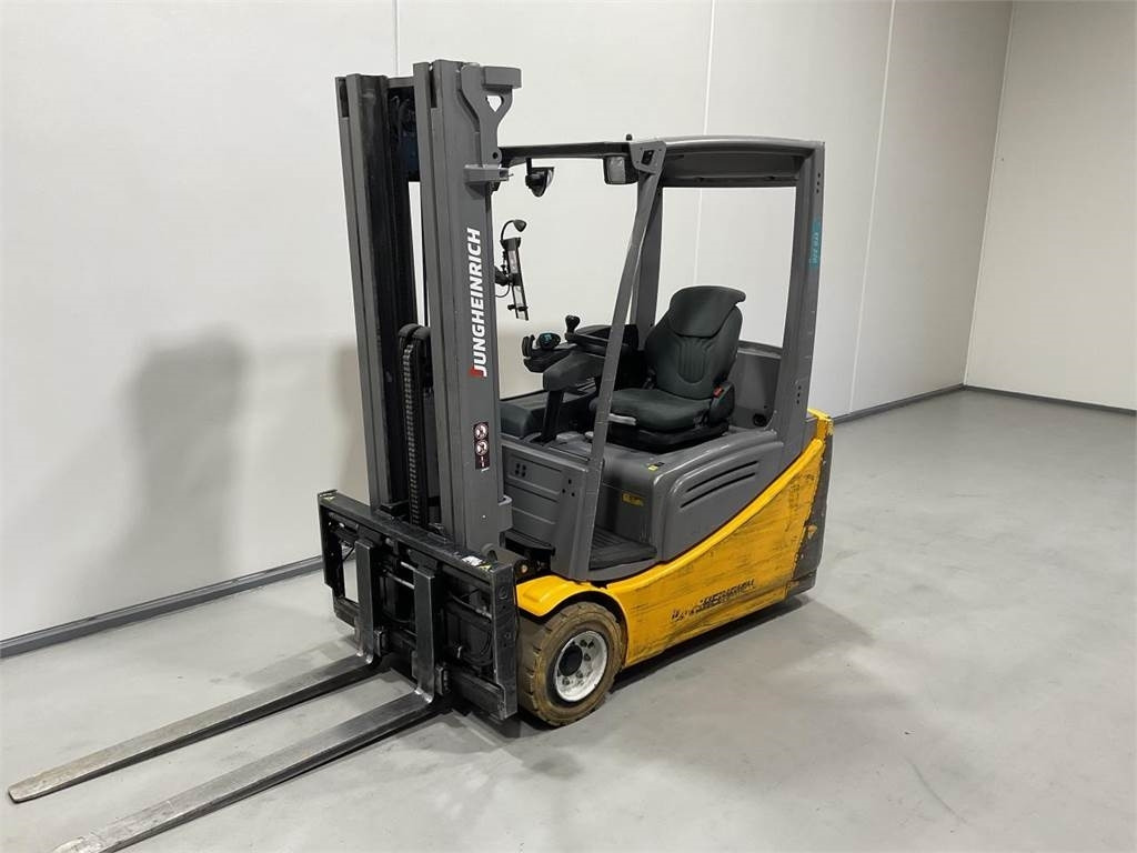 Jungheinrich EFG 220 ZVG - Electric forklift: picture 4 Jungheinrich EFG 220 ZVG - Electric forklift: picture 4