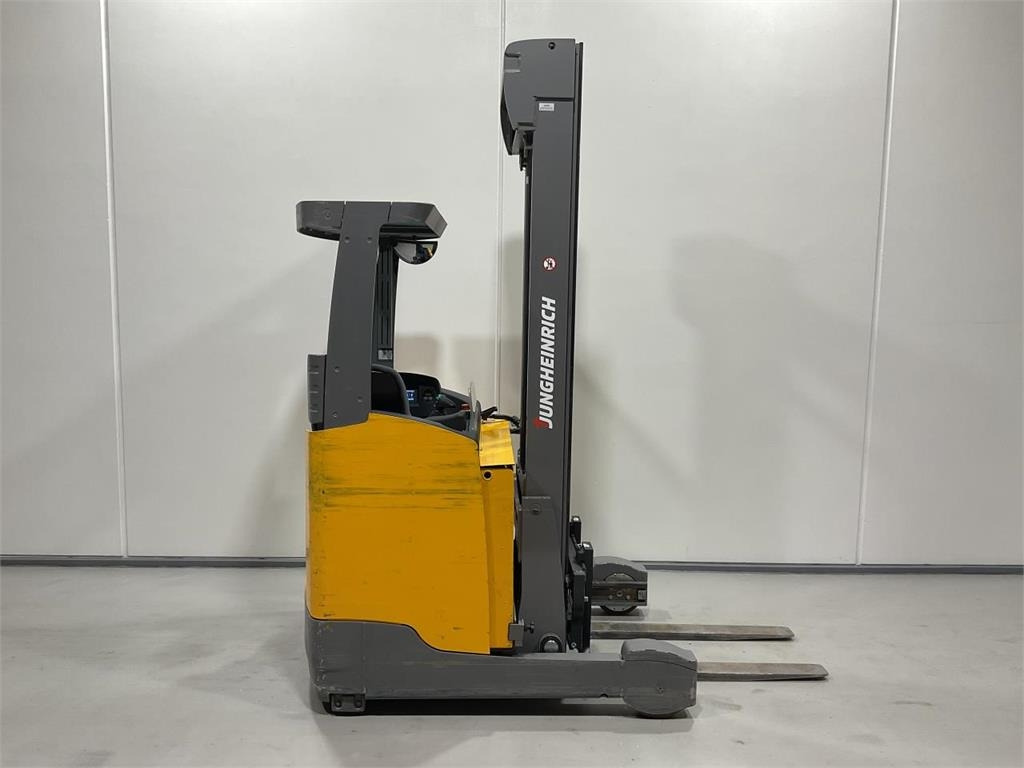 Jungheinrich ETV 214 - Reach truck: picture 1 Jungheinrich ETV 214 - Reach truck: picture 1