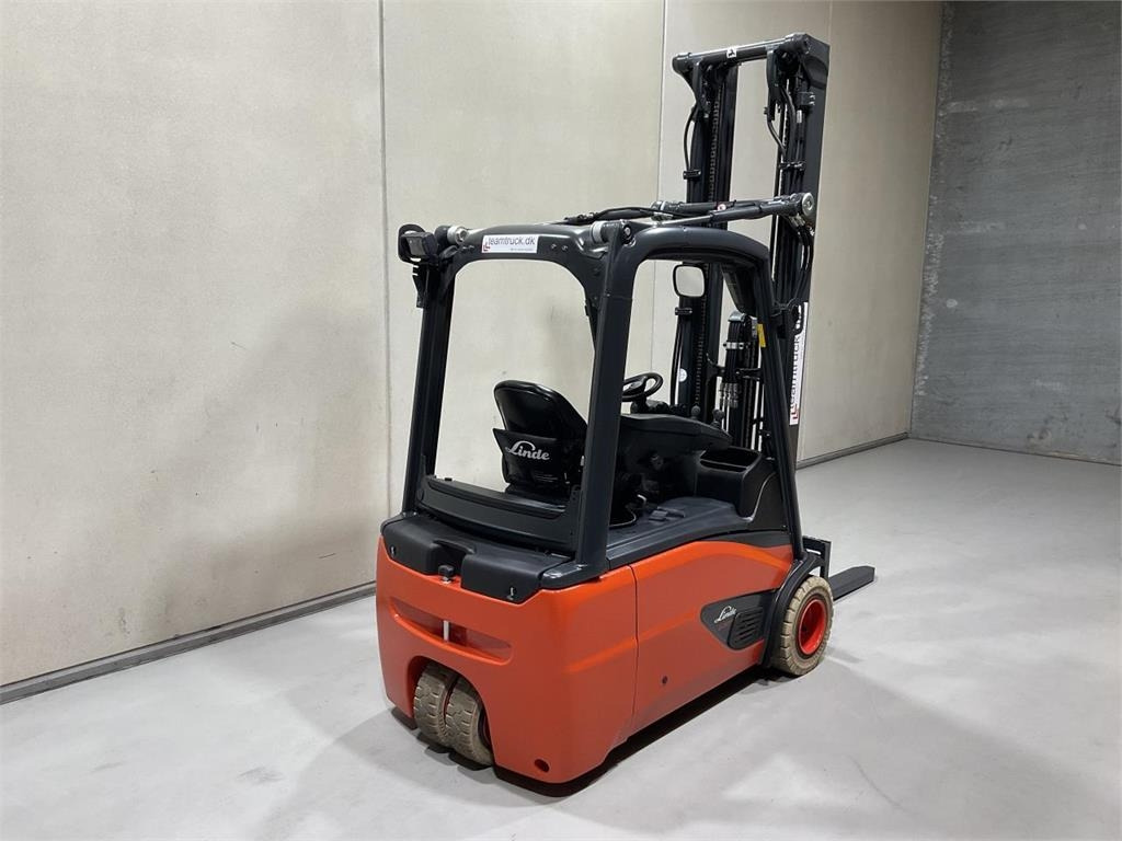 Linde E20-02 - Electric forklift: picture 2 Linde E20-02 - Electric forklift: picture 2