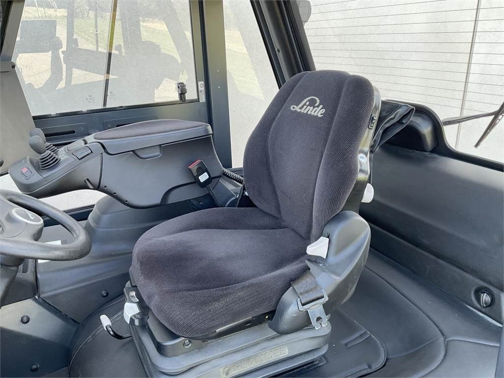 Linde E80-01/900 - Electric forklift: picture 5 Linde E80-01/900 - Electric forklift: picture 5