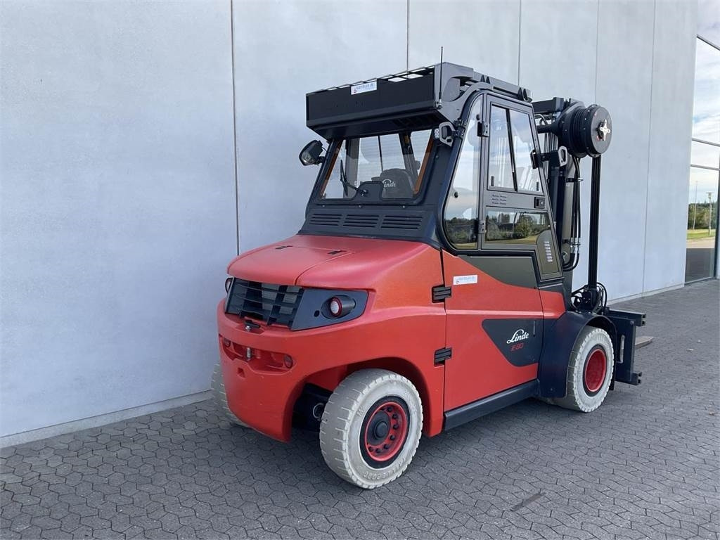 Linde E80-01/900 - Electric forklift: picture 2 Linde E80-01/900 - Electric forklift: picture 2