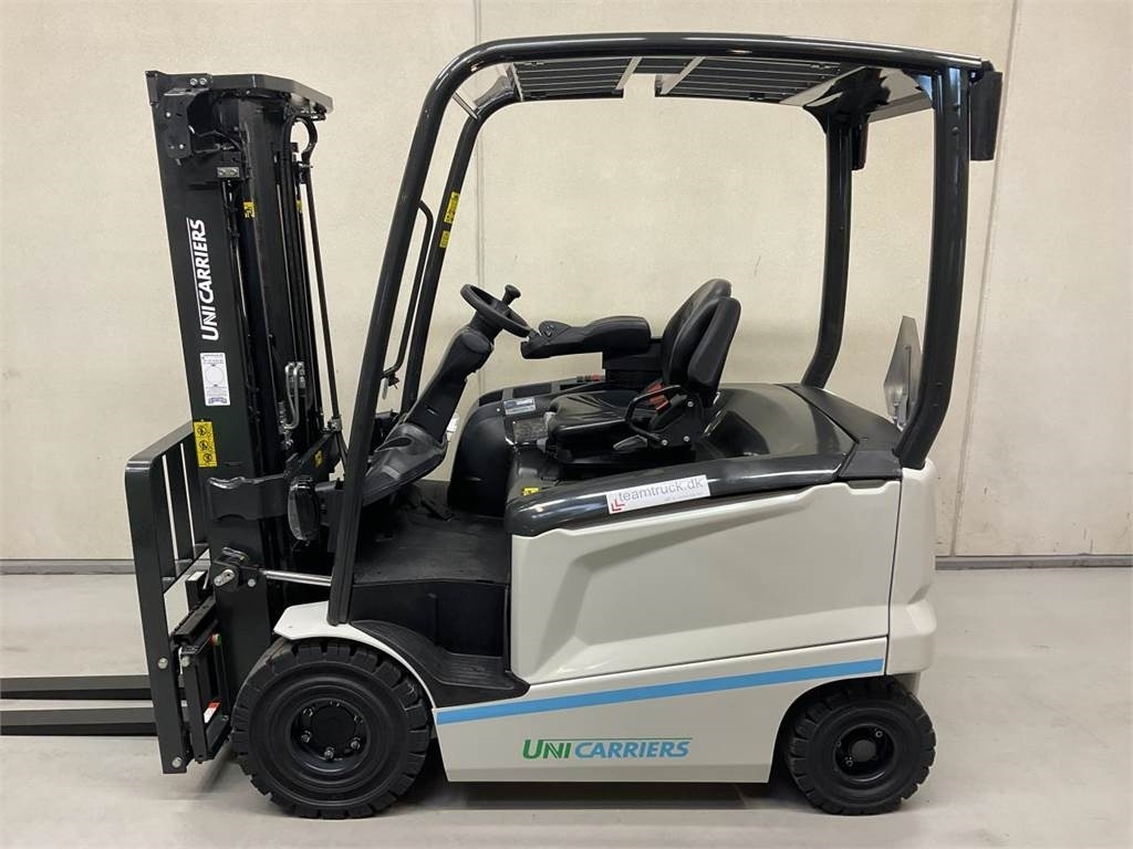 UniCarriers MX 25 - Electric forklift: picture 3 UniCarriers MX 25 - Electric forklift: picture 3