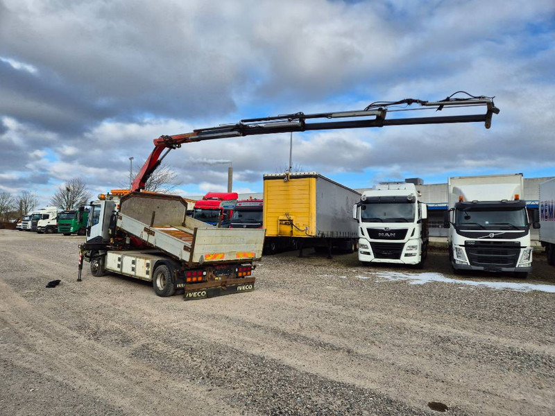Iveco Eurocargo 120 EL 210hp / Fassi 80A Year 2012 //Tip - Crane truck: picture 3 Iveco Eurocargo 120 EL 210hp / Fassi 80A Year 2012 //Tip - Crane truck: picture 3
