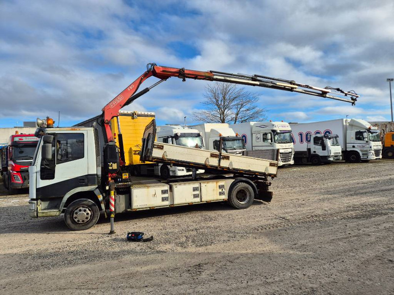 Iveco Eurocargo 120 EL 210hp / Fassi 80A Year 2012 //Tip - Crane truck: picture 2 Iveco Eurocargo 120 EL 210hp / Fassi 80A Year 2012 //Tip - Crane truck: picture 2