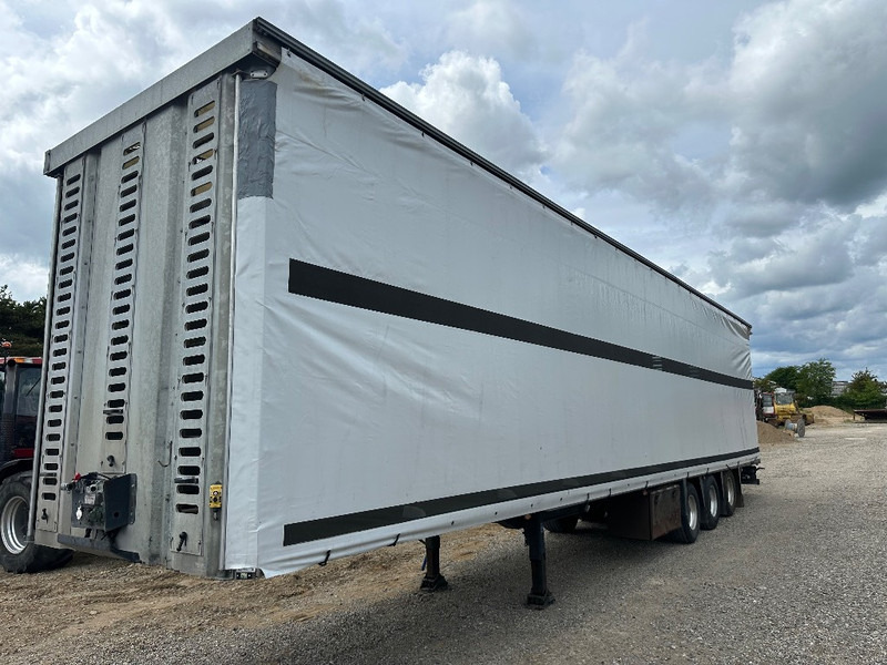 Lecitrailer Mega trailer with hydraulic roof / Poultry trailer - Livestock semi-trailer: picture 2 Lecitrailer Mega trailer with hydraulic roof / Poultry trailer - Livestock semi-trailer: picture 2