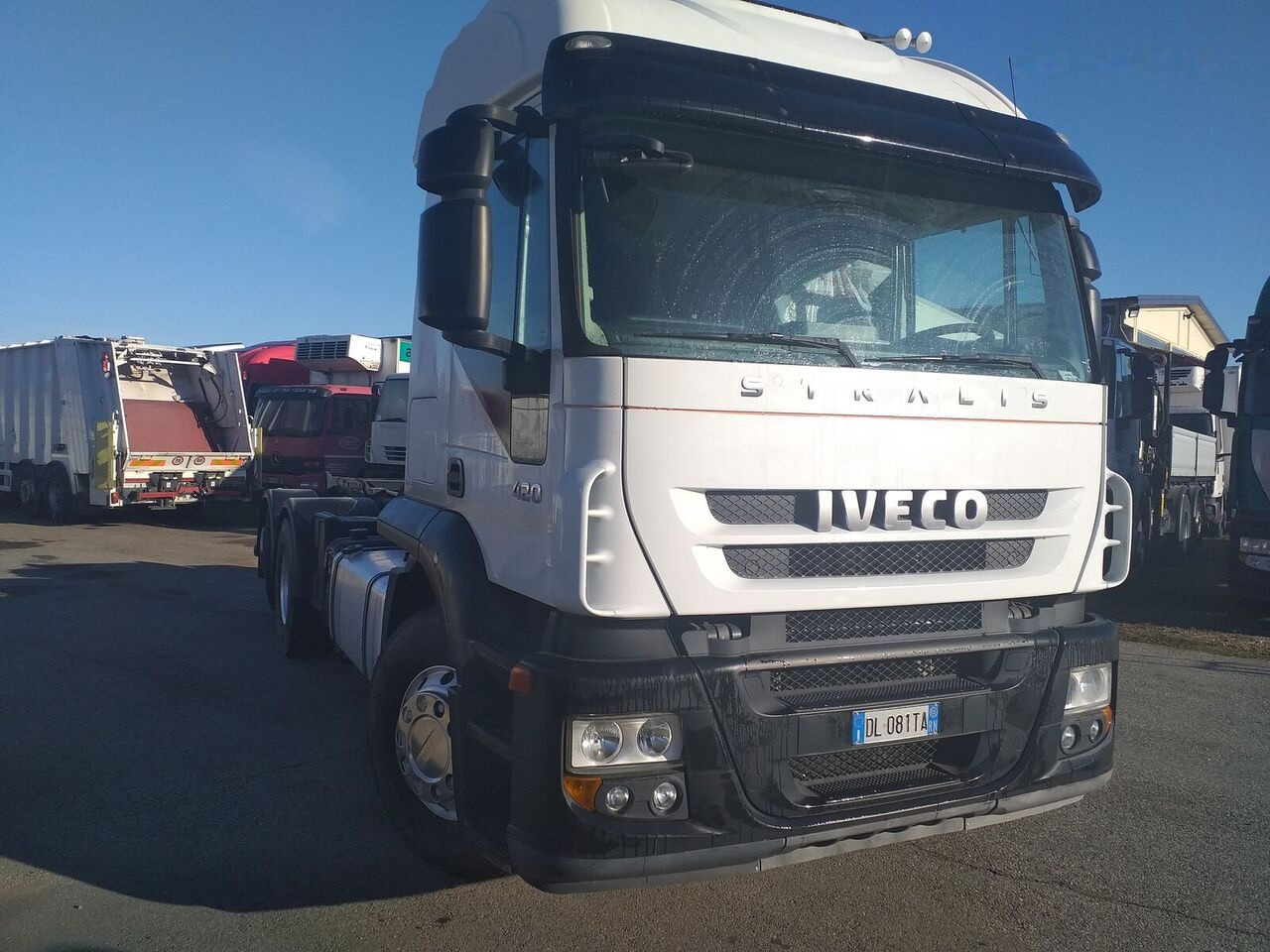 IVECO STRALIS AT260S42Y/PS - Hook lift truck: picture 2 IVECO STRALIS AT260S42Y/PS - Hook lift truck: picture 2