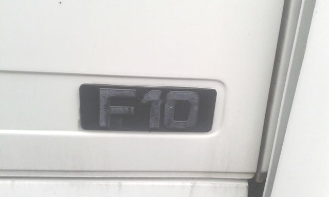 Volvo F.10 - Dropside/ Flatbed truck: picture 3 Volvo F.10 - Dropside/ Flatbed truck: picture 3