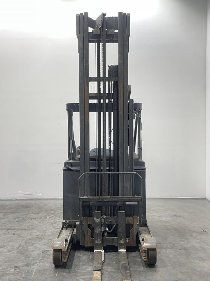 Linde R14-01-1120 - Reach truck: picture 5 Linde R14-01-1120 - Reach truck: picture 5