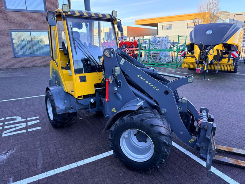 Eurotrac W13CF Shovel - Wheel loader: picture 4 Eurotrac W13CF Shovel - Wheel loader: picture 4