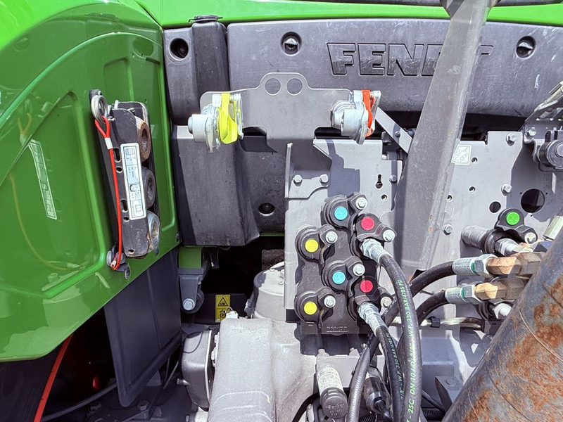 Farm tractor Fendt 718 Vario PowerPlus ONE: picture 7