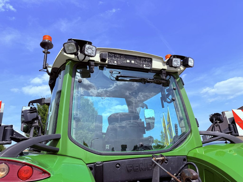 Farm tractor Fendt 718 Vario PowerPlus ONE: picture 11