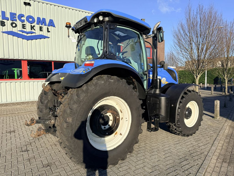 New Holland T7.165S Range Command - Farm tractor: picture 3 New Holland T7.165S Range Command - Farm tractor: picture 3