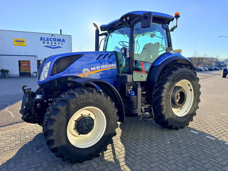 New Holland T7.165S Range Command - Farm tractor: picture 1 New Holland T7.165S Range Command - Farm tractor: picture 1