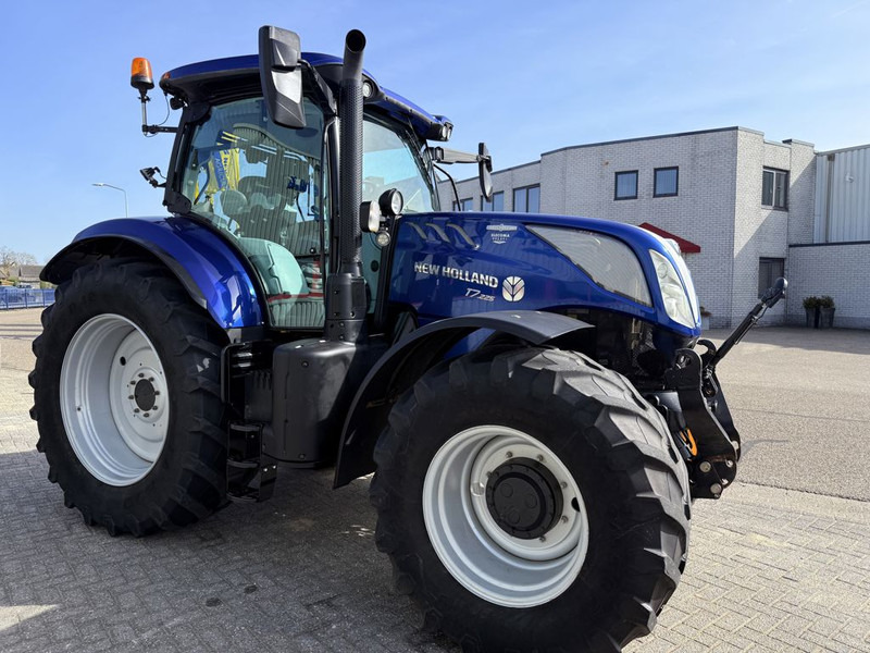 Farm tractor New Holland T7.225 AC Stage V Blue Power: picture 19