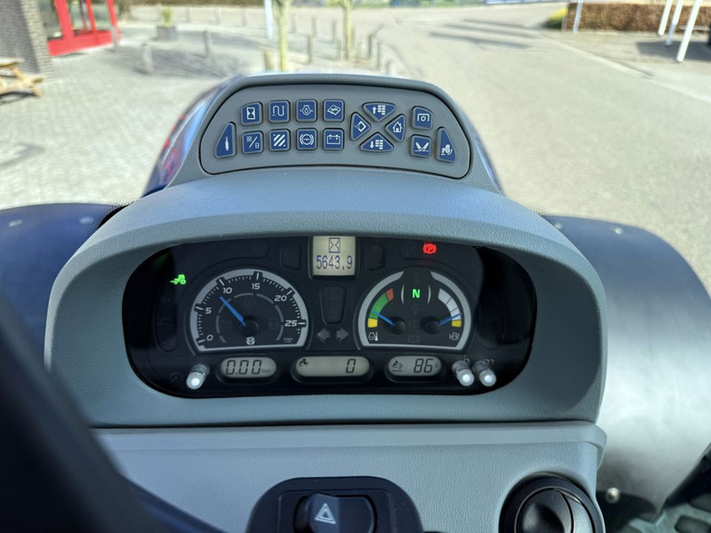 Farm tractor New Holland T7.225 AC Stage V Blue Power: picture 13