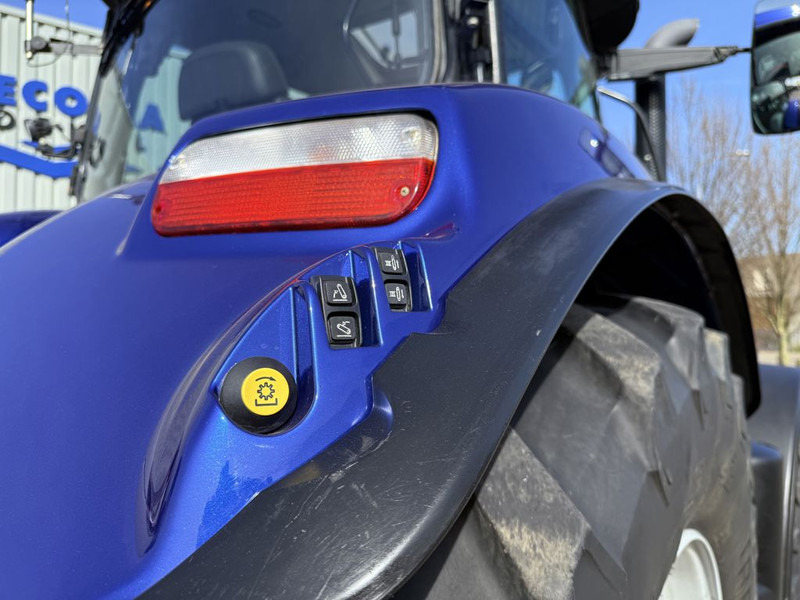 Farm tractor New Holland T7.225 AC Stage V Blue Power: picture 8