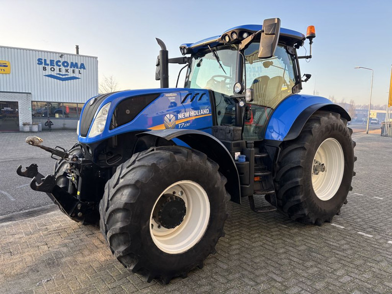 New Holland T7.230 AC STAGE V - Farm tractor: picture 1 New Holland T7.230 AC STAGE V - Farm tractor: picture 1
