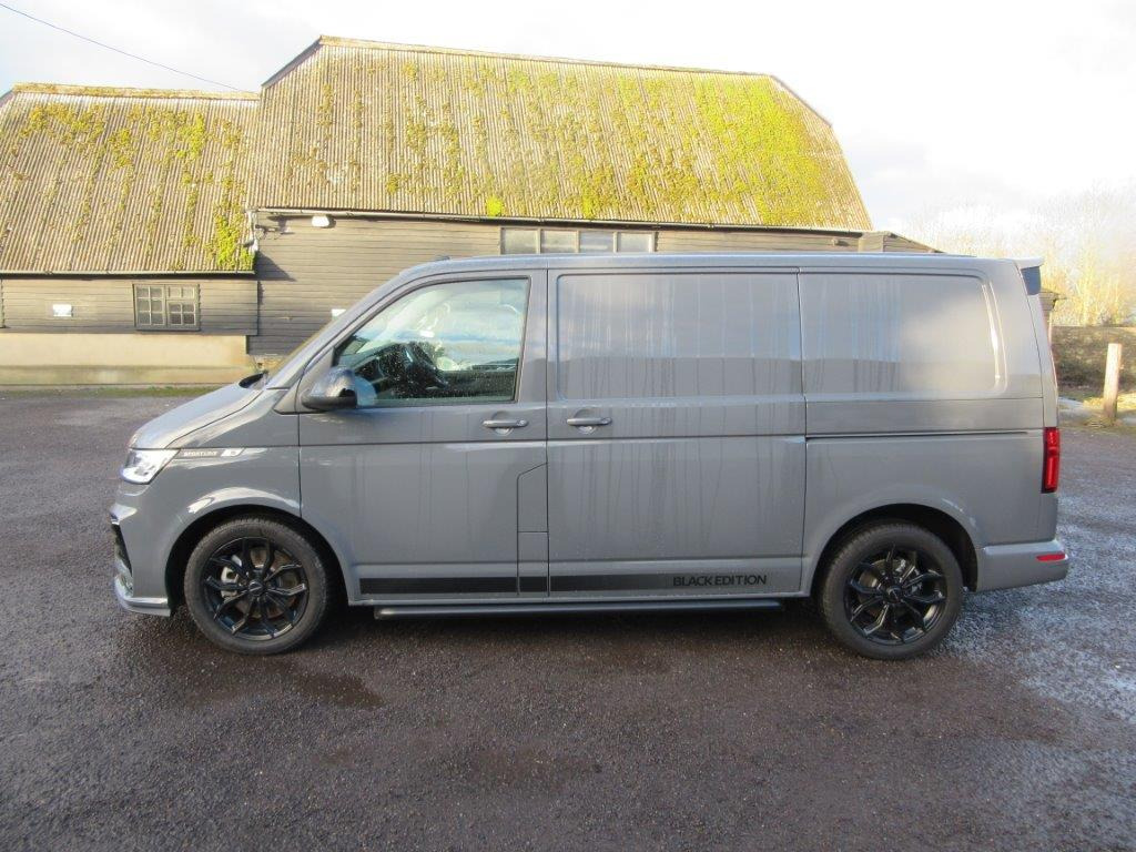 2025 Volkswagen Transporter Black Edition 2.0 BiDI 204 Sportline - Panel van: picture 4 2025 Volkswagen Transporter Black Edition 2.0 BiDI 204 Sportline - Panel van: picture 4