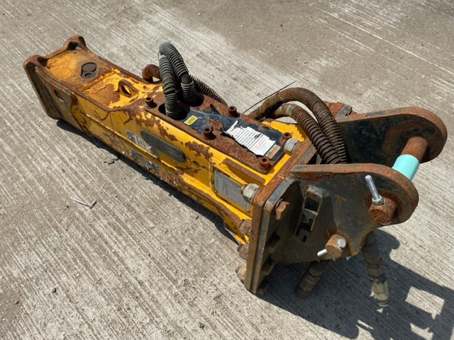 OK Tech OKB150 Hydraulic Breaker - Attachment: picture 2 OK Tech OKB150 Hydraulic Breaker - Attachment: picture 2