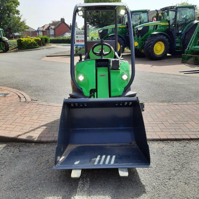 Avant 220 mini loader - Compact loader: picture 3 Avant 220 mini loader - Compact loader: picture 3