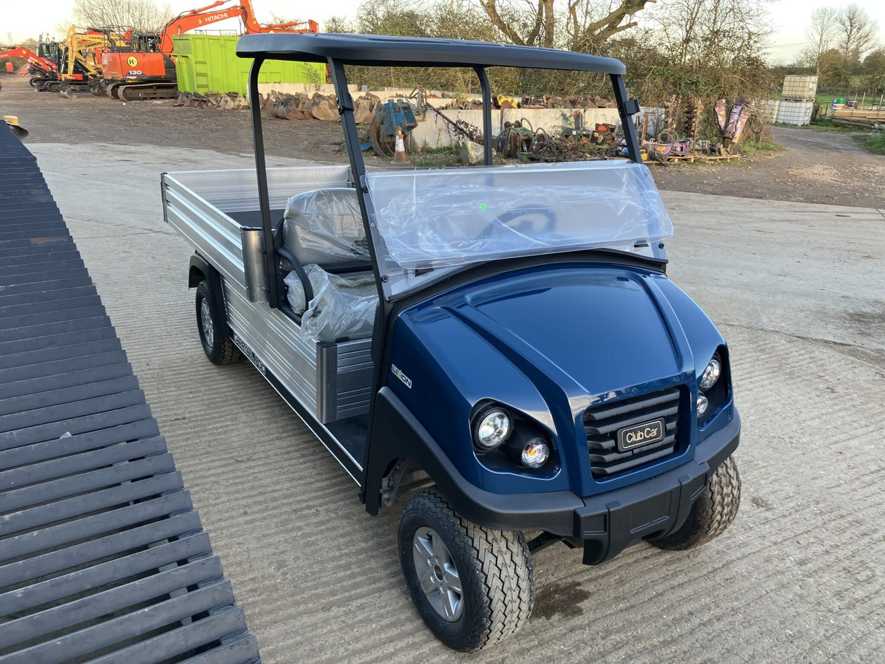 Club Car Carryall 700 w/ Li-Ion Battery - ATV/ Quad: picture 5 Club Car Carryall 700 w/ Li-Ion Battery - ATV/ Quad: picture 5