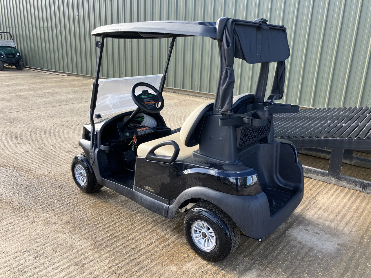 Club Car Tempo Golf Buggy - Golf cart: picture 3 Club Car Tempo Golf Buggy - Golf cart: picture 3