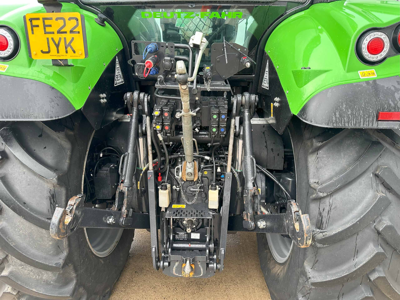 Deutz 6215RC - Farm tractor: picture 5 Deutz 6215RC - Farm tractor: picture 5