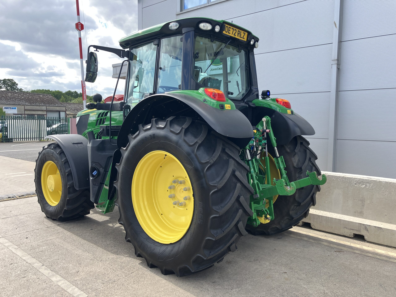 John Deere 6155M - Farm tractor: picture 4 John Deere 6155M - Farm tractor: picture 4