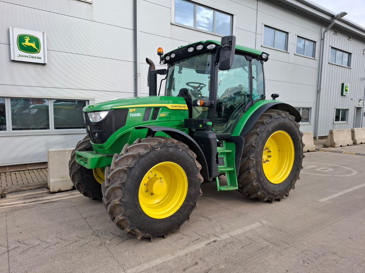 John Deere 6R 150 - Farm tractor: picture 1 John Deere 6R 150 - Farm tractor: picture 1