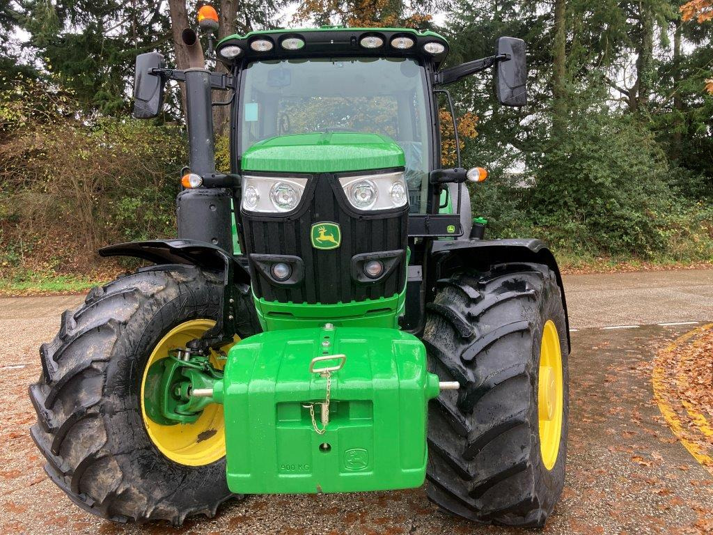Farm tractor John Deere 6R 185: picture 10