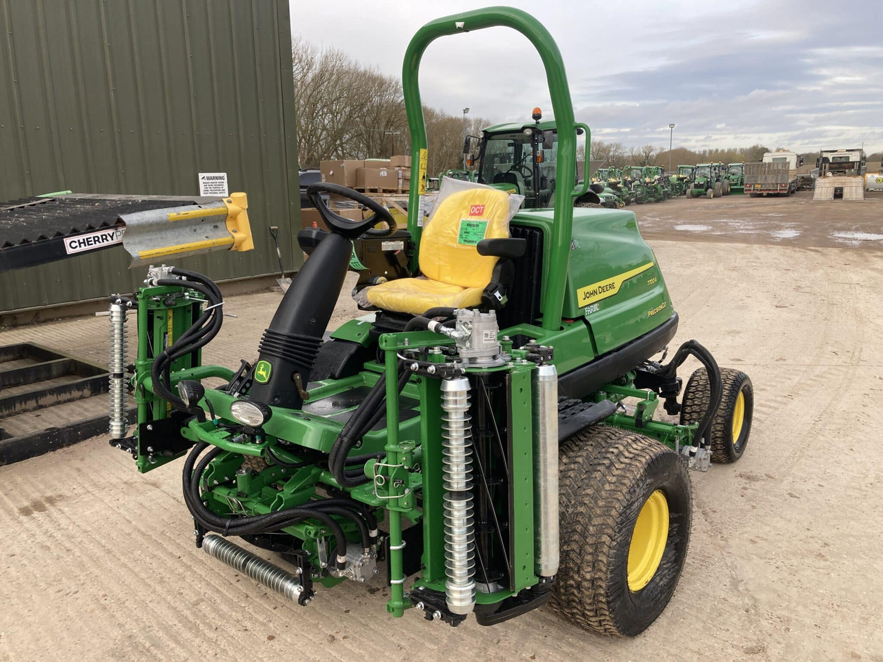 John Deere 7700A Fairway Mower - Garden mower: picture 1 John Deere 7700A Fairway Mower - Garden mower: picture 1