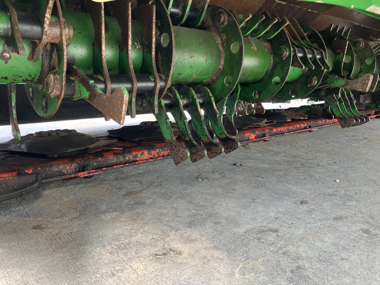 John Deere Rear R950R Mower Conditioners - Tedding equipment: picture 5 John Deere Rear R950R Mower Conditioners - Tedding equipment: picture 5