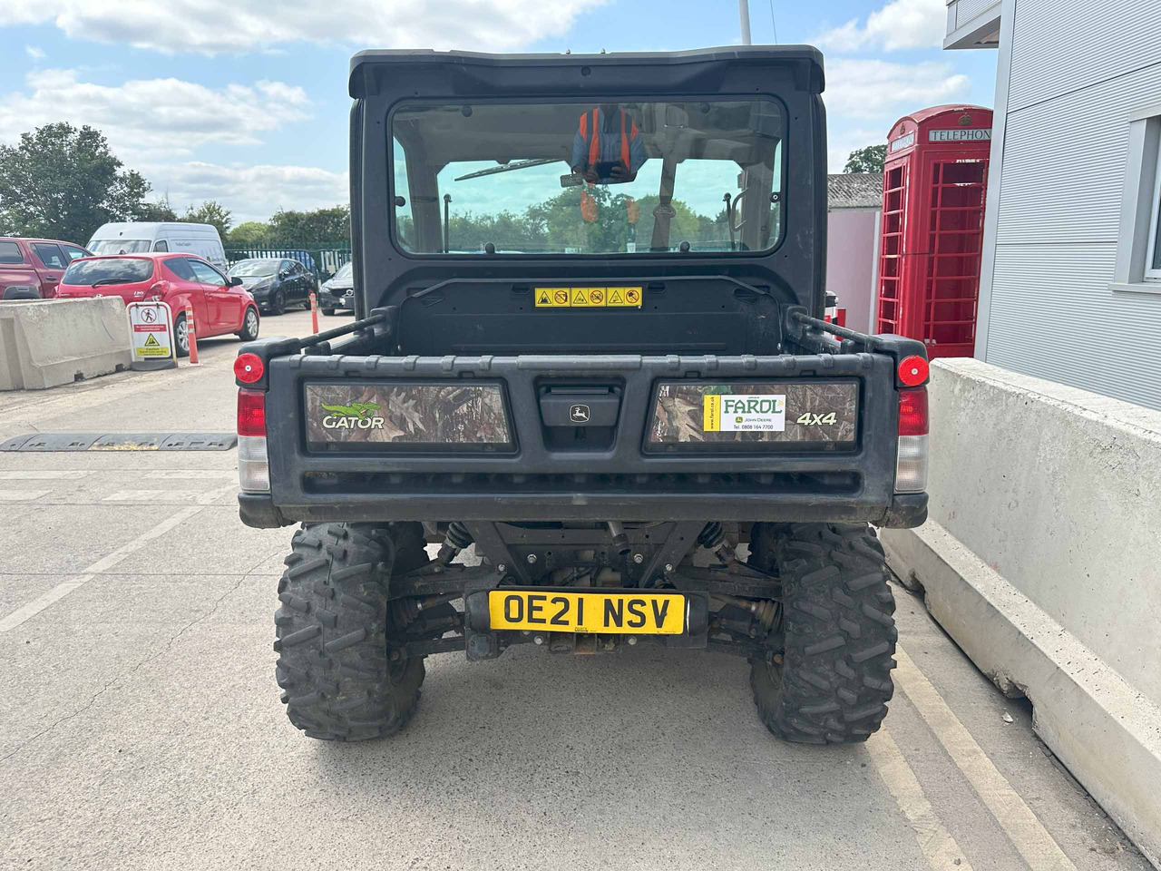 John Deere XUV865M - ATV/ Quad: picture 3 John Deere XUV865M - ATV/ Quad: picture 3