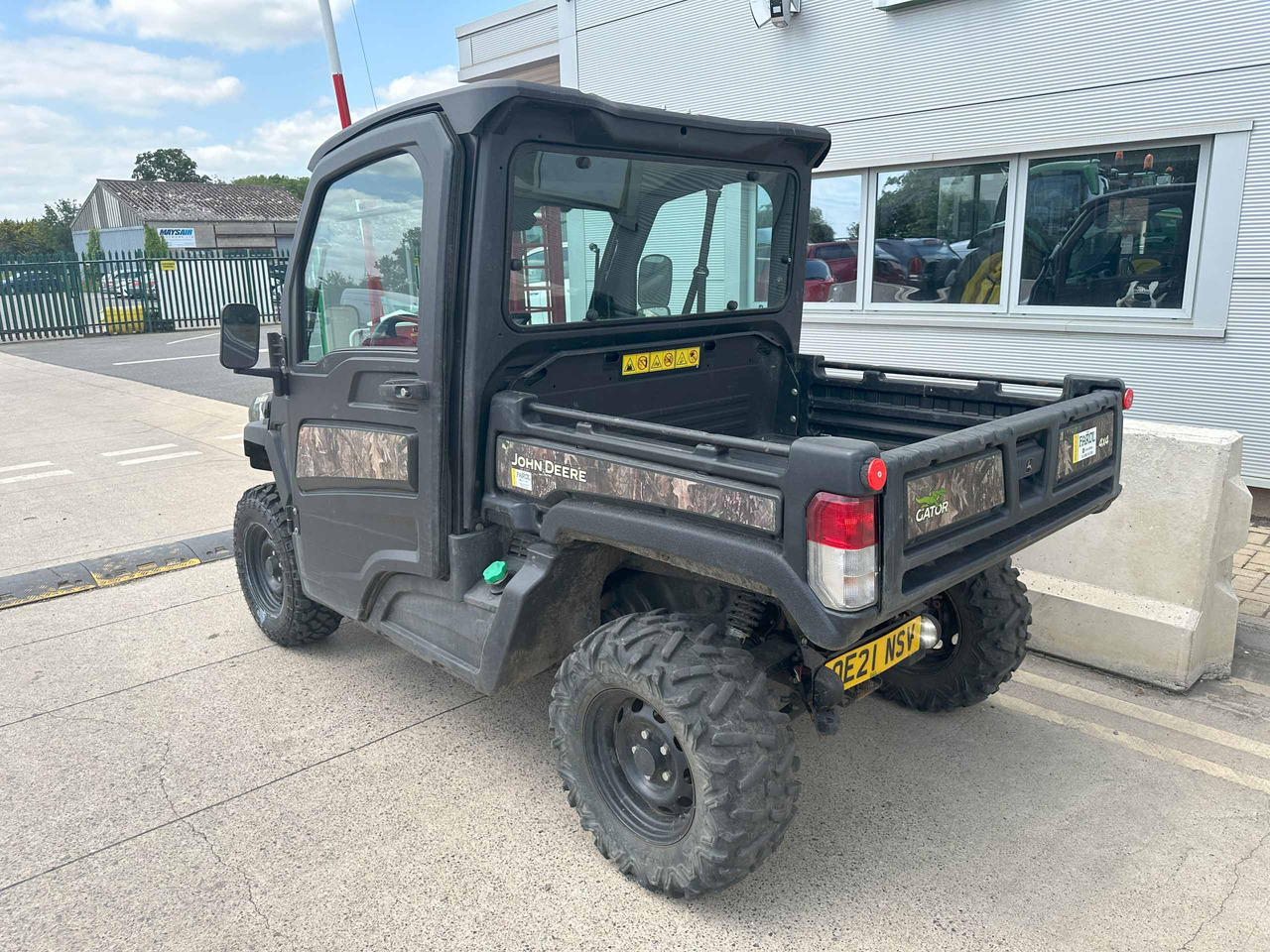 John Deere XUV865M - ATV/ Quad: picture 2 John Deere XUV865M - ATV/ Quad: picture 2