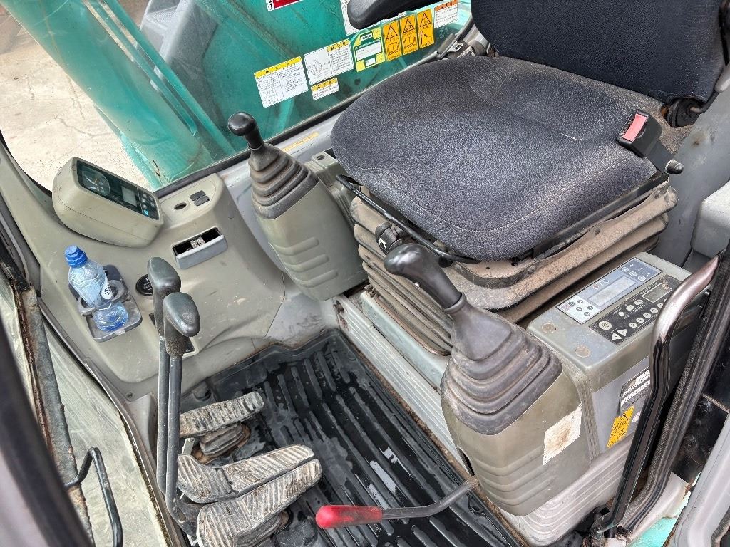 Crawler excavator Kobelco SK 135: picture 15 Crawler excavator Kobelco SK 135: picture 15