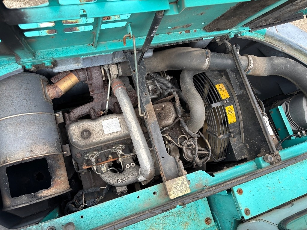 Crawler excavator Kobelco SK 135: picture 10 Crawler excavator Kobelco SK 135: picture 10