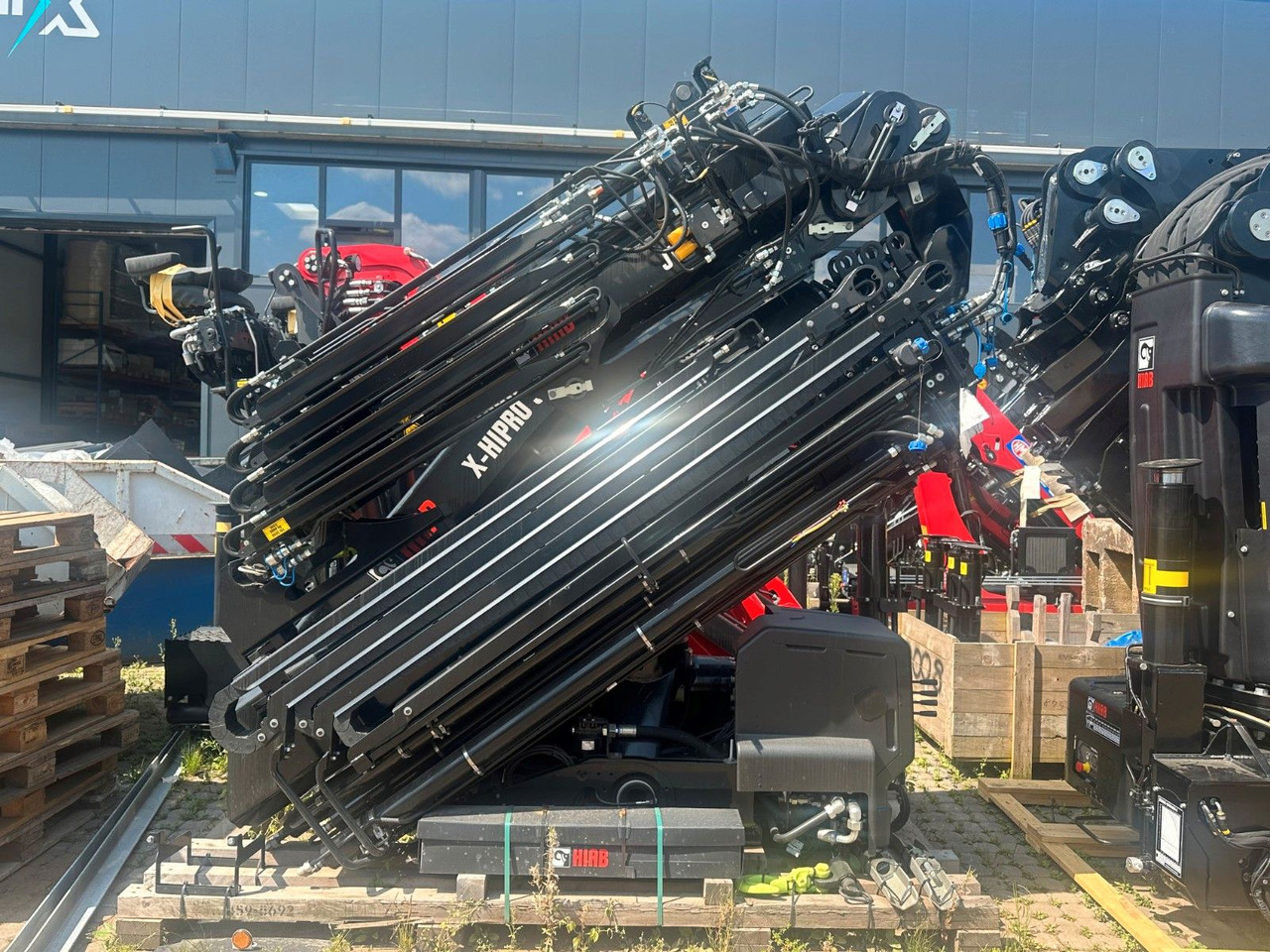 Kran HIAB X-HiPro 302 E-6 JIB 70 X-4 - Crane truck: picture 1 Kran HIAB X-HiPro 302 E-6 JIB 70 X-4 - Crane truck: picture 1