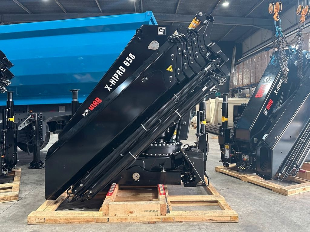 MAN TGS 33.510 6X6 HIAB X-HIPRO 658E-6 - Crane truck, Cab chassis truck: picture 2 MAN TGS 33.510 6X6 HIAB X-HIPRO 658E-6 - Crane truck, Cab chassis truck: picture 2