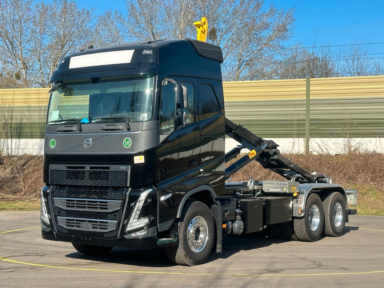 Volvo FH 540 6x4 Abrollkipper Hyva 20-60 - Hook lift truck, Crane truck: picture 3 Volvo FH 540 6x4 Abrollkipper Hyva 20-60 - Hook lift truck, Crane truck: picture 3