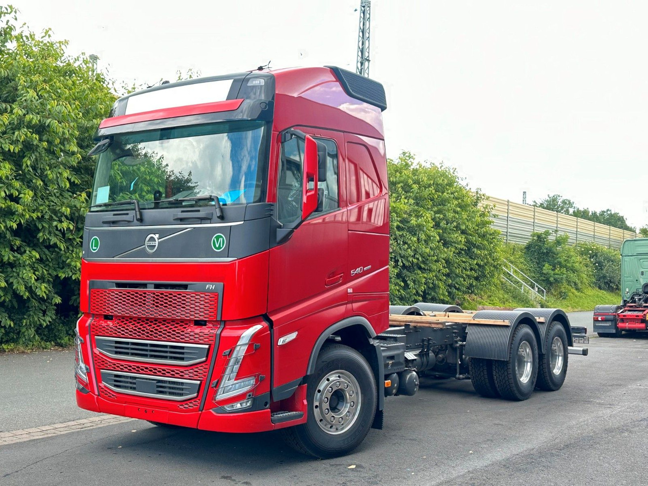 Volvo FH 540 6x4 - Cab chassis truck: picture 1 Volvo FH 540 6x4 - Cab chassis truck: picture 1