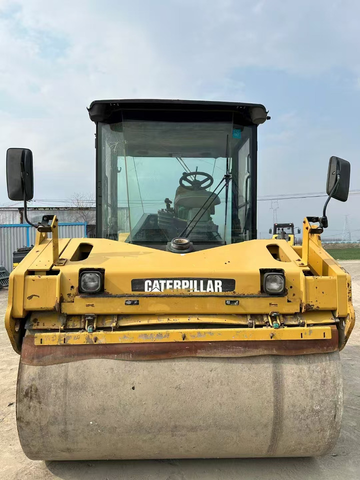 CATERPILLAR CB564D - Road roller: picture 3 CATERPILLAR CB564D - Road roller: picture 3
