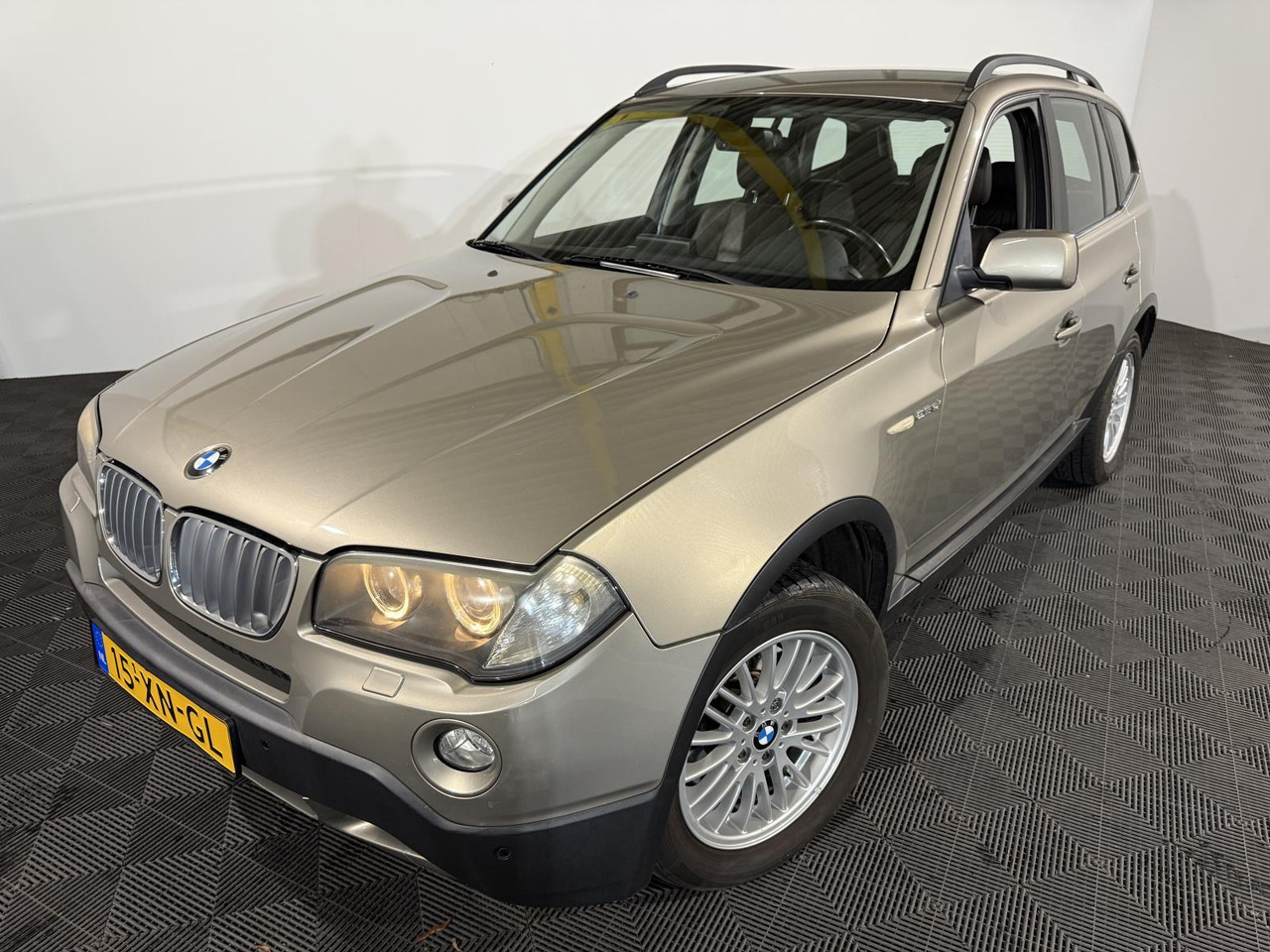 BMW | X3 | 2.5si High Executive | 2007 | 234.534 km | Automaat | 15XNGL | Logisch - SUV: picture 1 BMW | X3 | 2.5si High Executive | 2007 | 234.534 km | Automaat | 15XNGL | Logisch - SUV: picture 1